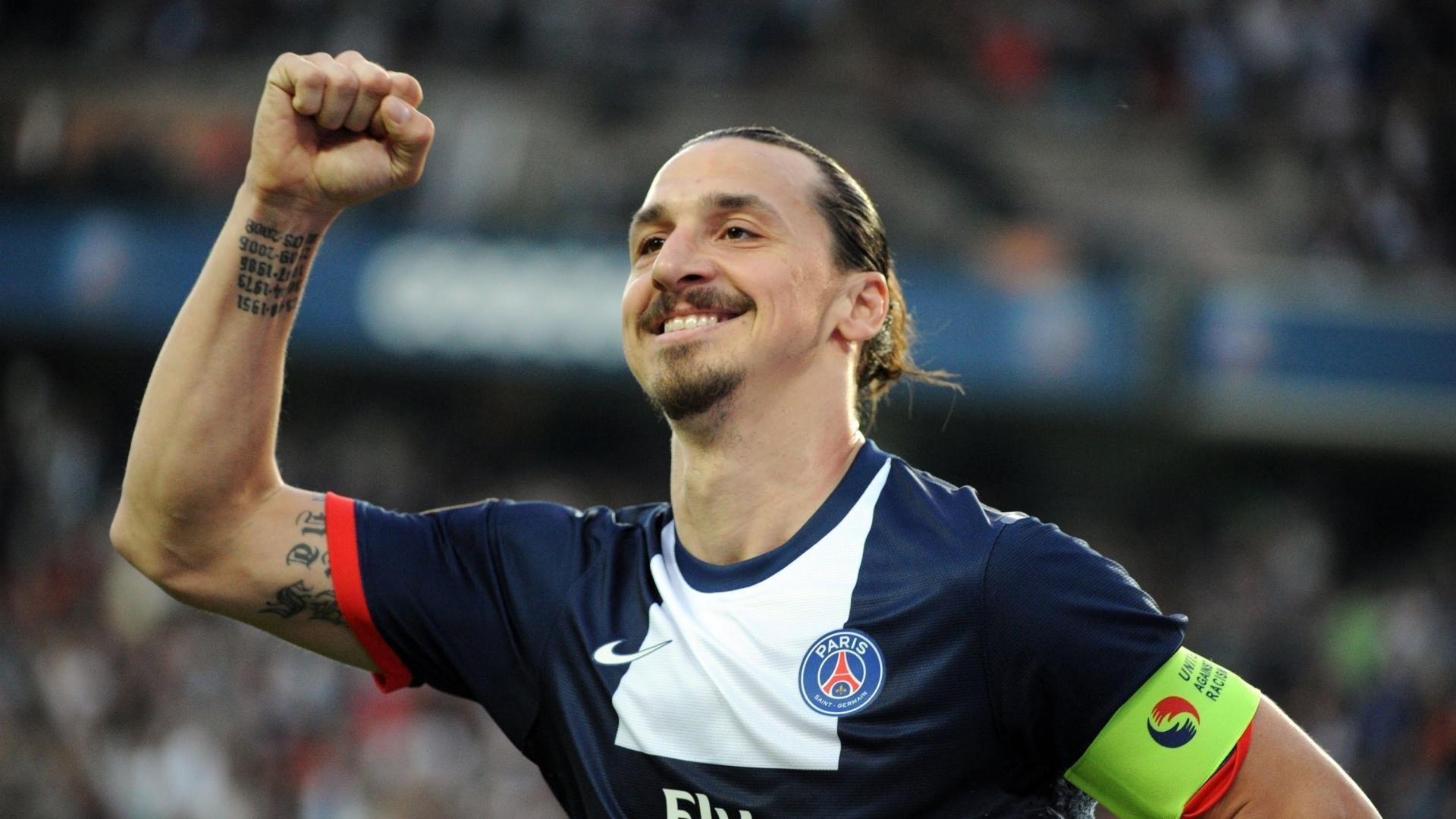 球员在欧冠场上展现韧性在加时中绝杀对手,欧冠淘汰赛加时赛